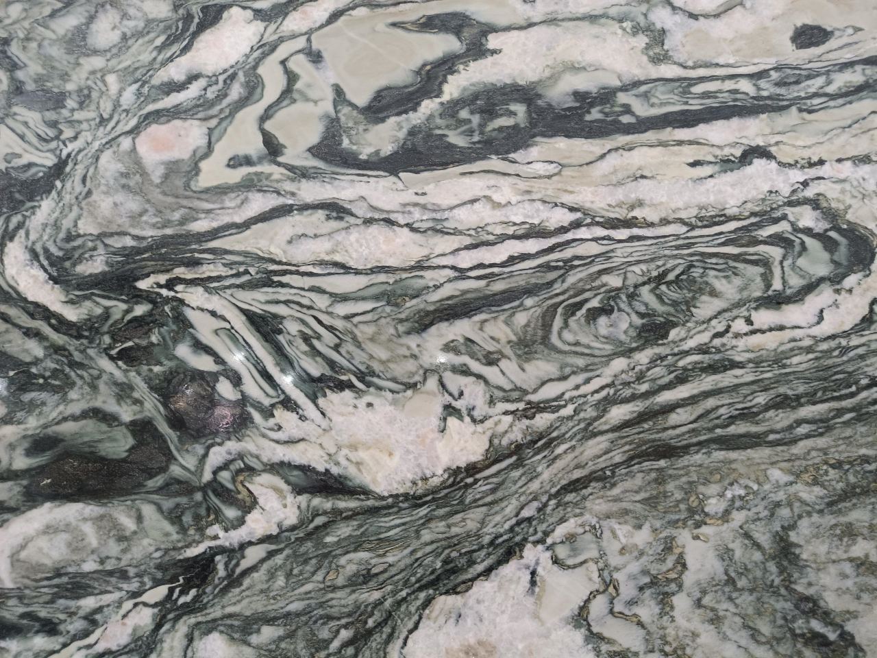 Alps Emerald Quartzite Slabs