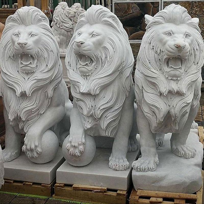 Chinese White Marble Lion Statue